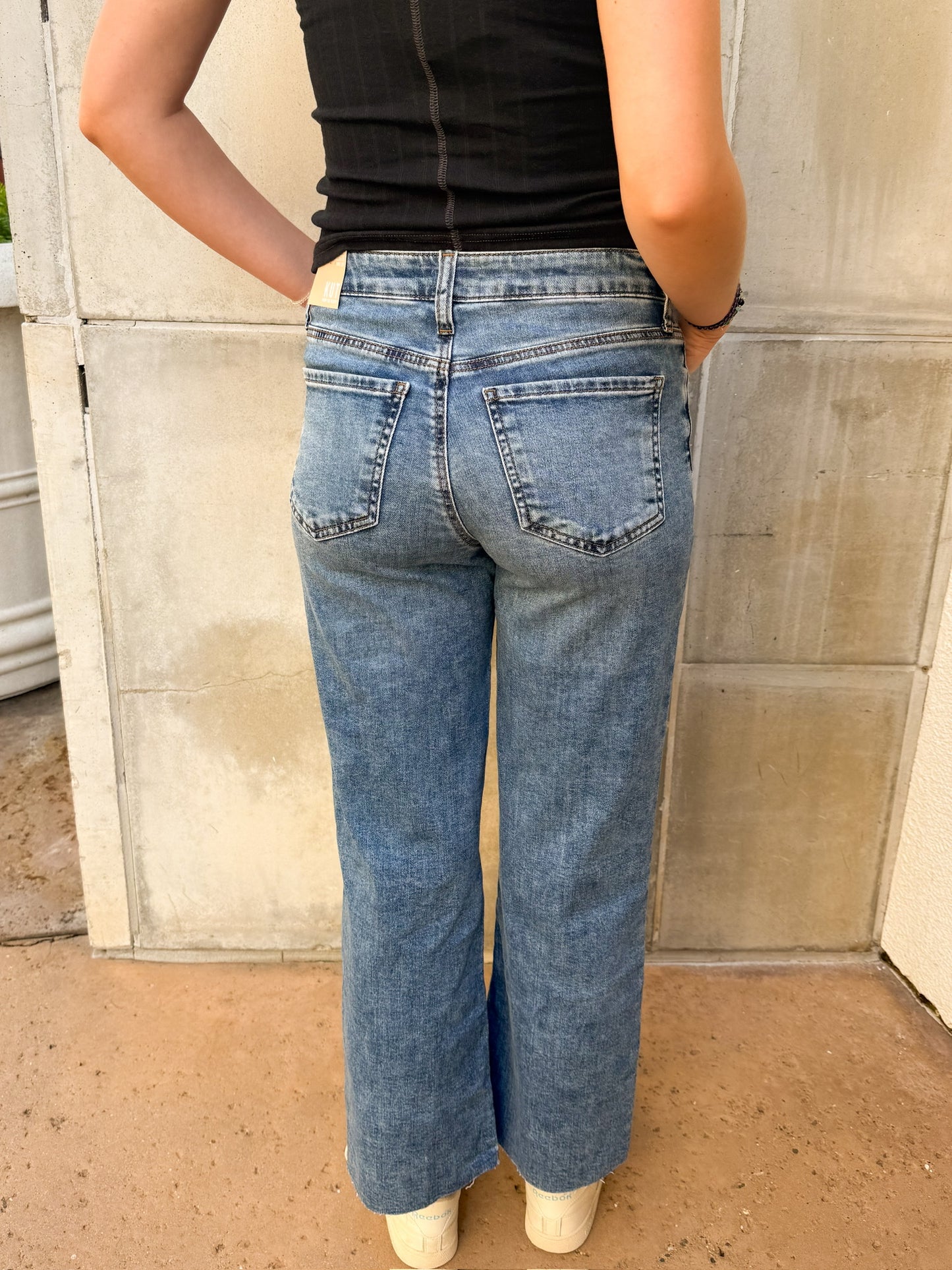 Kut Charlotte High Rise Wide Leg Jean Star