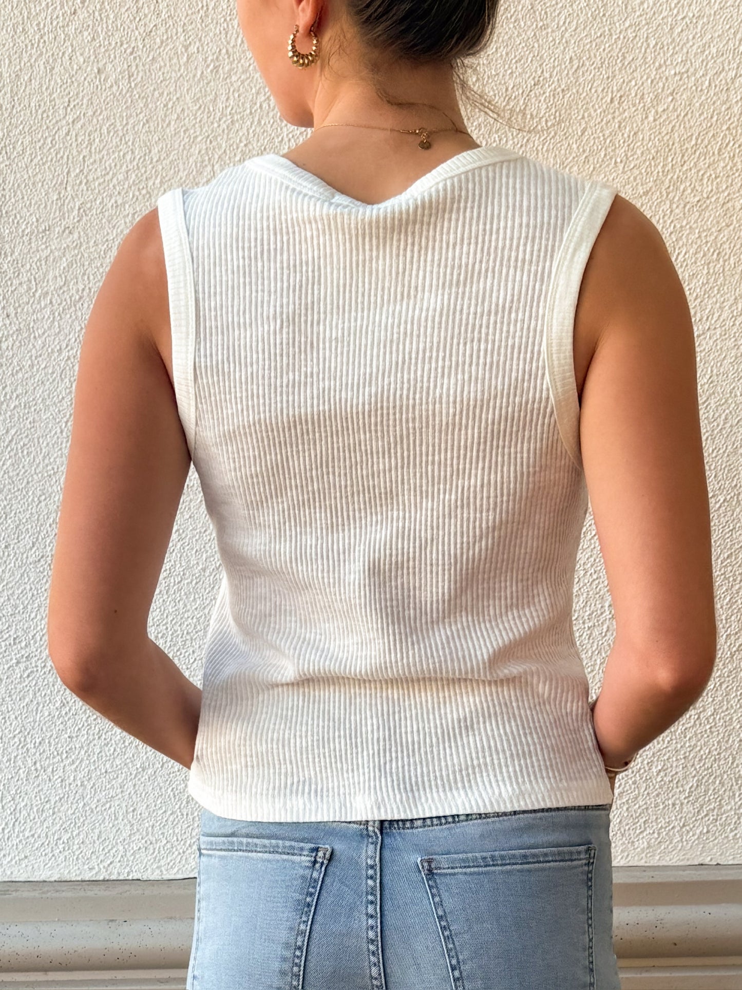 Ribbed Tank with Flower Studs White