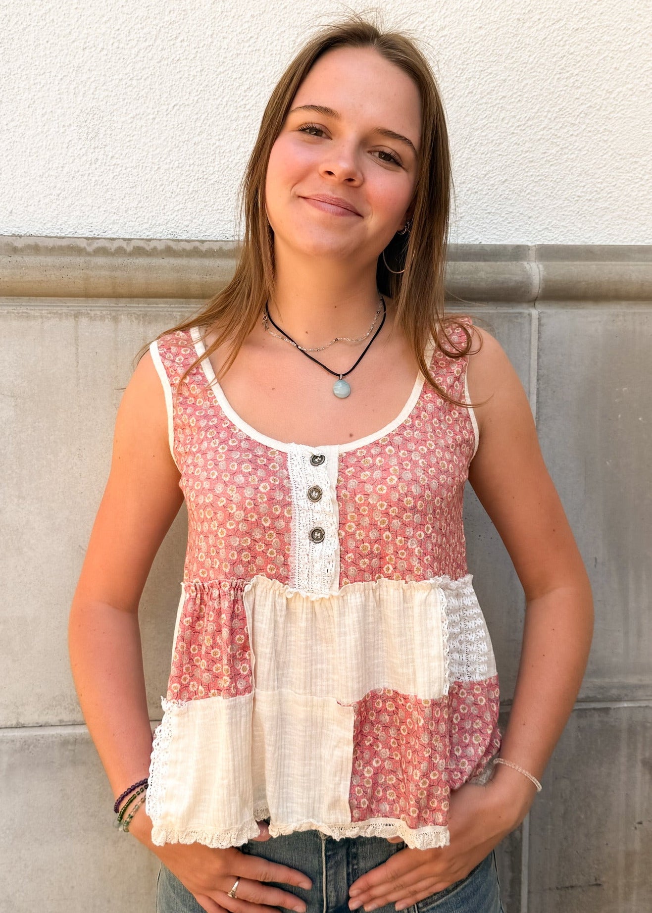 Floral Lace Contrast Sleeveless Top