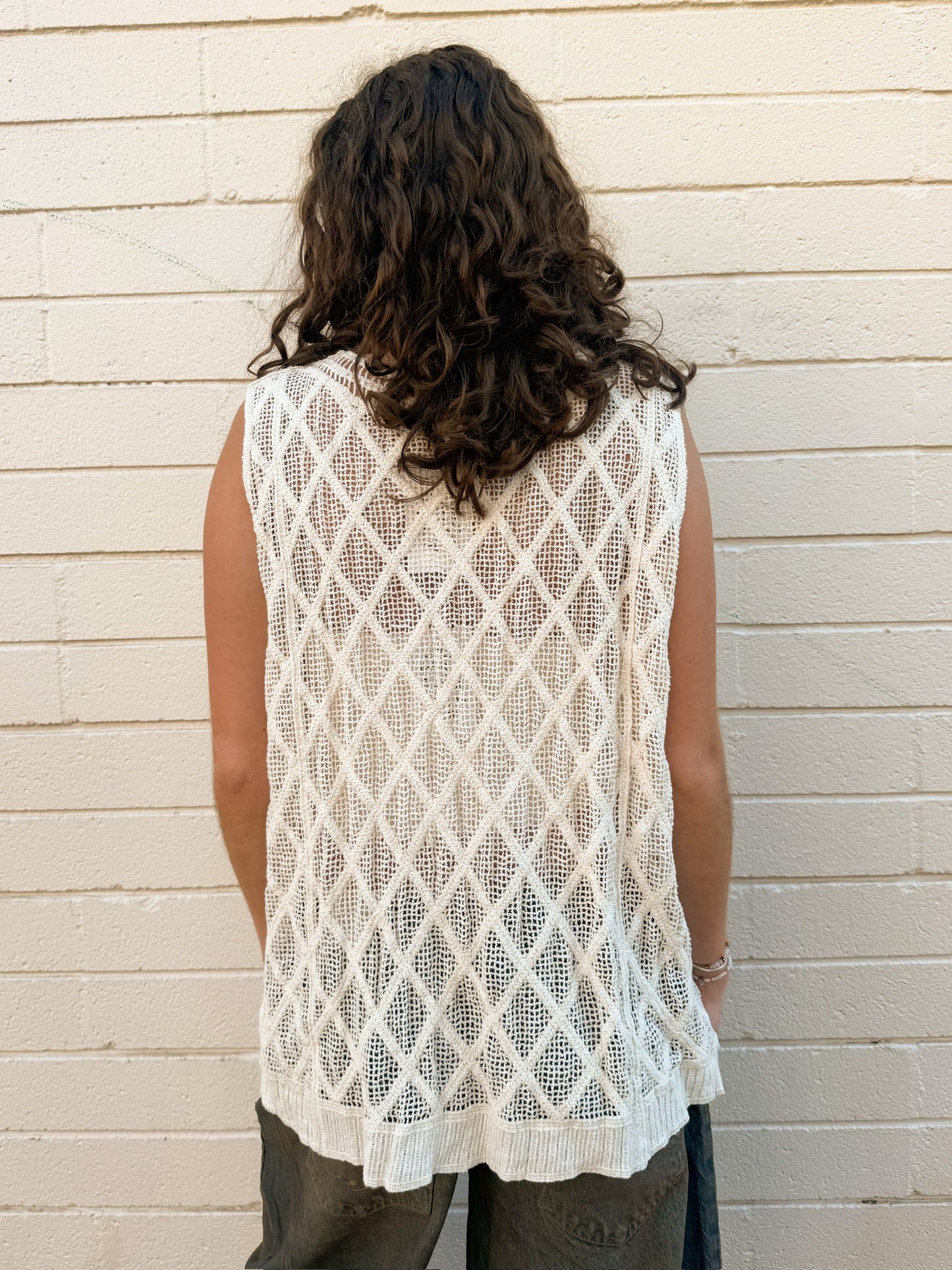 Sleeveless Diamond Weave Crochet Top-Natural