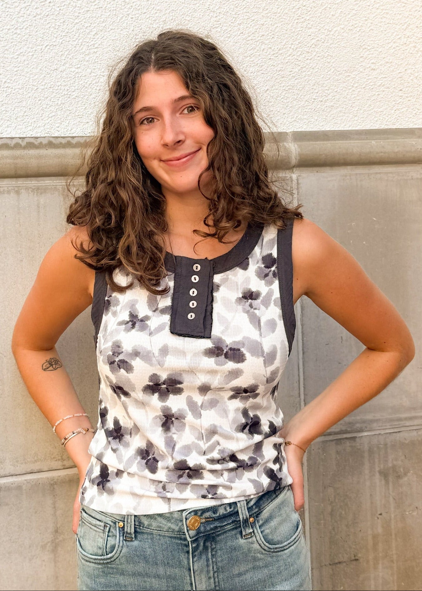 Sleeveless Floral Print Henley