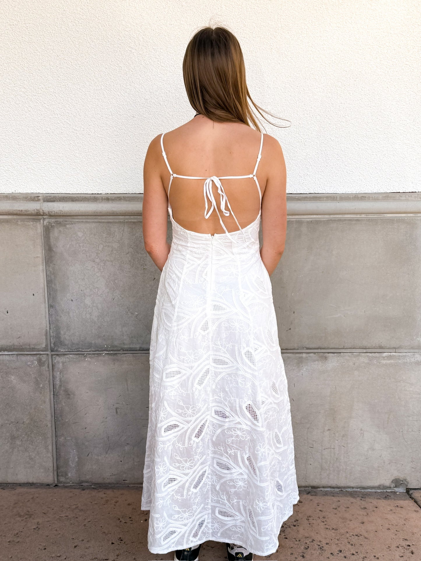 Illa Illa Embroidered Tie Back Maxi Dress-White