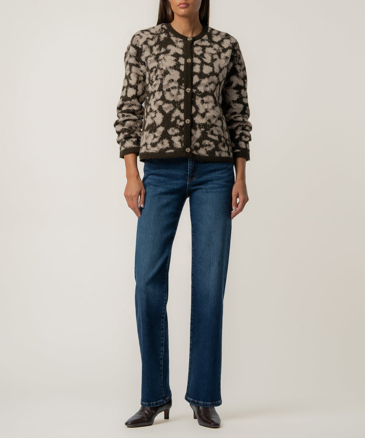 KUT from the Kloth Sadie Animal Print Cardigan in Brown, full outfit view